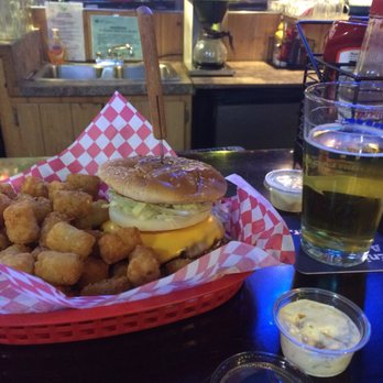 Senor Frogs - The best WallaWalla Sweet onion on a burger ever! - Dive Bars Near Me - Chelan, Washington