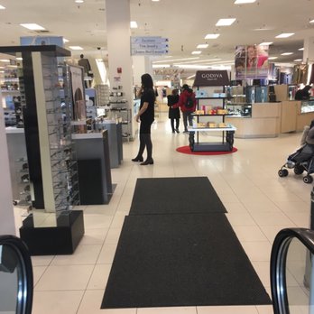 Macy's - Department Stores Near Me - Elmhurst, New York