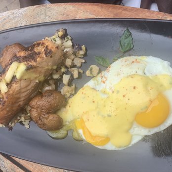 Caracol - Salmon with eggs - Seafood Near Me - Houston, Texas Caracol - Salmon with eggs - Seafood Near Me - Houston, Texas