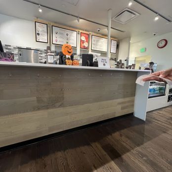 Philz Coffee - Coffee & Tea Near Me - Pasadena, California