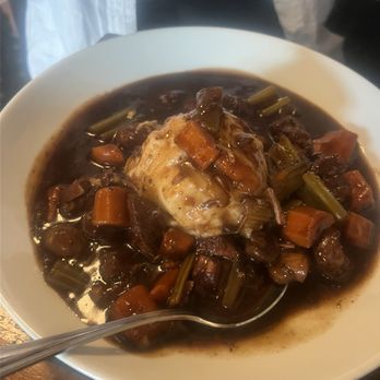 Ye Olde Kings Head - Irish Beef Stew Special - Pubs Near Me - Santa Monica, California Ye Olde Kings Head - Irish Beef Stew Special - Pubs Near Me - Santa Monica, California