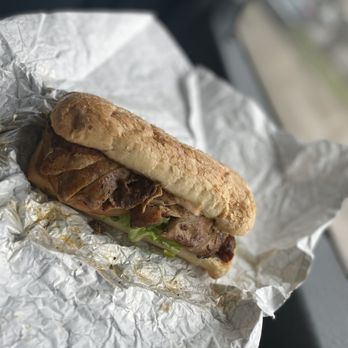Green Tomato Cafe - Chicken Po Boy Sandwich - Cafes Near Me - Chicago, Illinois