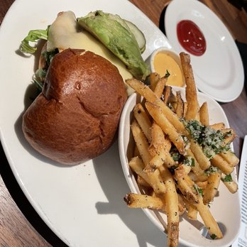 Yard House - Grilled Chicken & Avocado Sandwich - New American Near Me - West Nyack, New York Yard House - Grilled Chicken & Avocado Sandwich - New American Near Me - West Nyack, New York