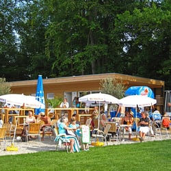 Strandbar Herrsching - Sie haben sich bemüht aber der Charm der alten Strandbar ist dahin.