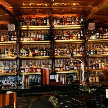 Born & Raised - Bar area - Steakhouses Near Me - San Diego, California Born & Raised - Bar area - Steakhouses Near Me - San Diego, California