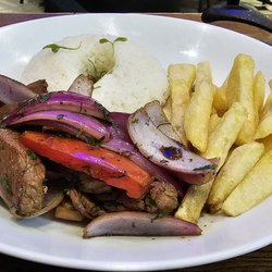 Lima 700 - Lomo saltado