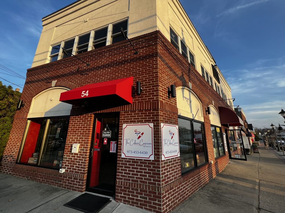 THE CUBAN CONEXION Updated October 2024 54 Diamond spring road