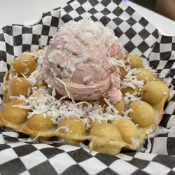 Creamberry - Puff Waffle