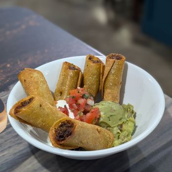 Wahoo's Fish Taco - Taquito steak - Seafood Near Me - Huntington Beach, California Wahoo's Fish Taco - Taquito steak - Seafood Near Me - Huntington Beach, California