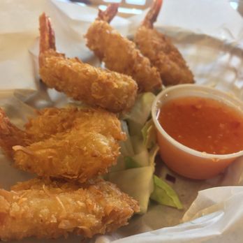Coconuts Fish Cafe - Seafood Near Me - Kihei, Hawaii