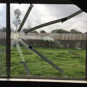Glendora Window - The eyesore (before) - Windows Installation Near Me - La Verne, California