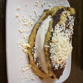 Que Chevere - Cachapa with Queso Mano - Venezuelan Near Me - Mesa, Arizona Que Chevere - Cachapa with Queso Mano - Venezuelan Near Me - Mesa, Arizona