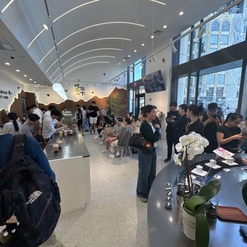 Chicha San Chen - Tea Rooms Near Me - Boston, Massachusetts