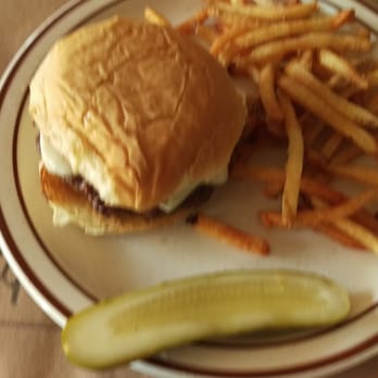 Pinewood Pub - Kid's cheeseburger - great portions & hand cut fries! - Pizza Near Me - Chepachet, Rhode Island
