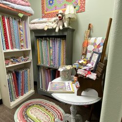 The InnGathering - 1930s reproduction fabrics, quilts and more.