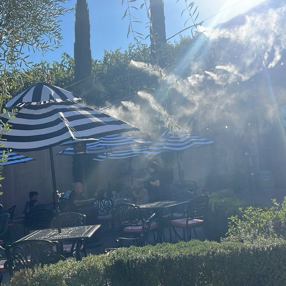 Oak Mountain Winery - Outside seating - Wineries Near Me - Temecula, California