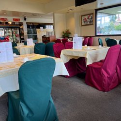 Tin's Teapot Bistro