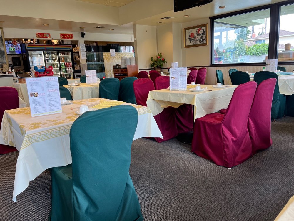 Tin's Teapot Bistro