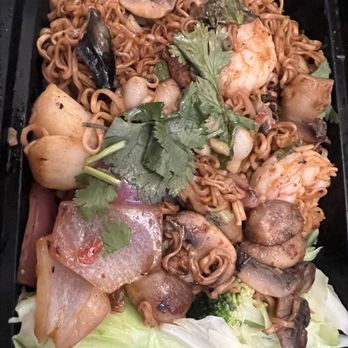 Mae Ornnit Thai Kitchen - Tom yum mama noodle special, my fav! - Thai Near Me - Annandale, Virginia Mae Ornnit Thai Kitchen - Tom yum mama noodle special, my fav! - Thai Near Me - Annandale, Virginia