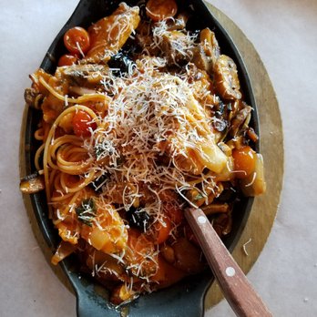 Cafe Baci - Pollo alla cacciatora - Italian Near Me - Westbury, New York Cafe Baci - Pollo alla cacciatora - Italian Near Me - Westbury, New York
