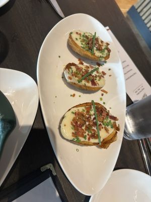 Felix: Modern American Dining by null