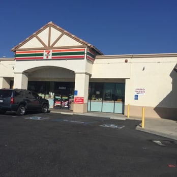 7-Eleven - the front of the store - Convenience Stores Near Me - Temecula, California