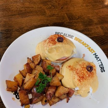 Papas and Eggs - Eggs Benedict Canadian Bacon Special - Breakfast & Brunch Near Me - Mountain View, California Papas and Eggs - Eggs Benedict Canadian Bacon Special - Breakfast & Brunch Near Me - Mountain View, California