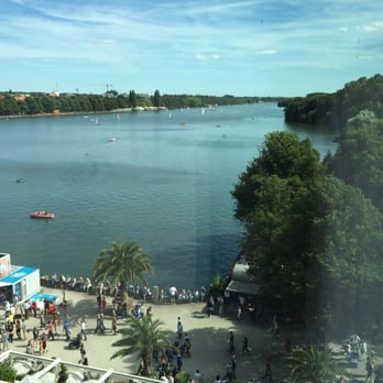 Courtyard Hannover Maschsee - Beautiful view from room - Hotels Near Me - Hanover, NI Courtyard Hannover Maschsee - Beautiful view from room - Hotels Near Me - Hanover, NI
