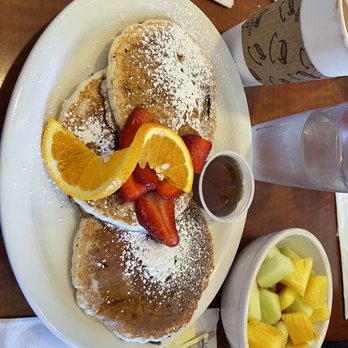 High Tide Cafe and Crepery - Kids silver dollar pancake with fruit - Creperies Near Me - Pacifica, California High Tide Cafe and Crepery - Kids silver dollar pancake with fruit - Creperies Near Me - Pacifica, California