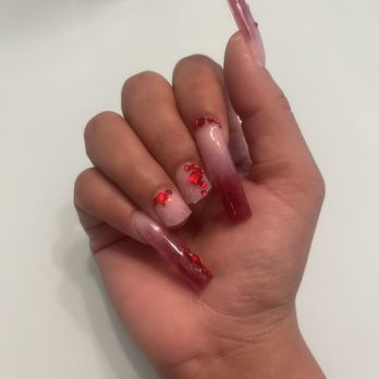 Luxe Nails - What I got be I was in. A hurry that day so I didn't complain so a day later two nails broke and the diamonds came off. - Nail Salons Near Me - Buena Park, California
