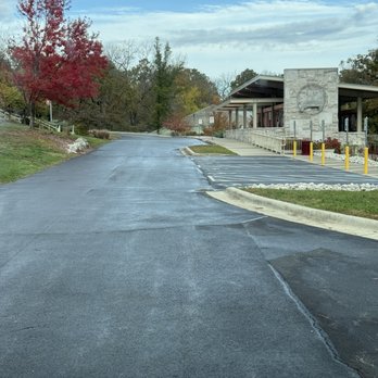 Fantastic Caverns - Drive to entrance - Historical Tours Near Me - Springfield, Missouri
