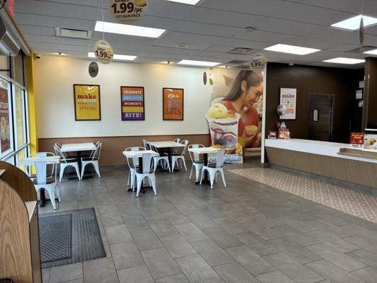 Red Ribbon Bakeshop by null