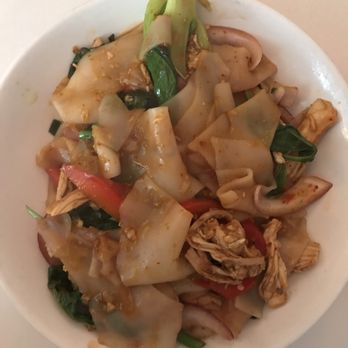 Chop Shop - Spicy drunken noodle with chicken - Asian Fusion Near Me - New York, New York Chop Shop - Spicy drunken noodle with chicken - Asian Fusion Near Me - New York, New York