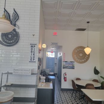 Parlor Doughnuts - Restrooms - Donuts Near Me - Powell, Ohio