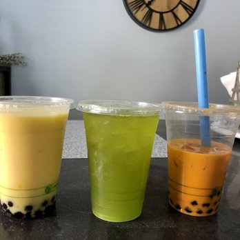 Bearology - Left to Right: Mango smoothie w/ boba, kiwi lemonade, Thai tea w/ boba - Bubble Tea Near Me - Schaumburg, Illinois
