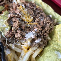 Asada Fríes With guacamole on the side. Actually very good flavor, I give it a 8.5 out of 10 Asada Fríes With guacamole on the side. Actually very good flavor, I give it a 8.5 out of 10