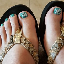 ViXen Nails & Spa - SOOO pretty!