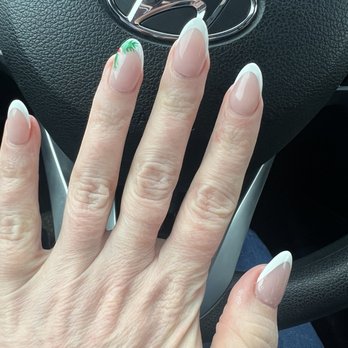 Clark Nails - Nail Salons Near Me - Clark, New Jersey