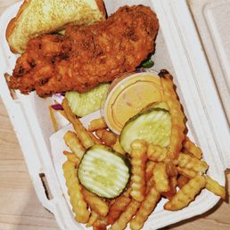 Dave's Number 4 -- 1 Slider with Fries: Sliders are served on a potato bun with kale slaw, pickles and drizzled with Dave's sauce Dave's Number 4 -- 1 Slider with Fries: Sliders are served on a potato bun with kale slaw, pickles and drizzled with Dave's sauce