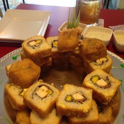 Bonsai Grill Sushi - Todos los rollos al 3 x 2 los lunes y jueves
