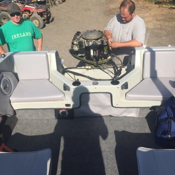 St John's Marine Center - Best boat shop ever! Quickly replacing a cylanoid so we can hit the water before 10:30. - Boat Repair Near Me - Portland, Oregon St John's Marine Center - Best boat shop ever! Quickly replacing a cylanoid so we can hit the water before 10:30. - Boat Repair Near Me - Portland, Oregon