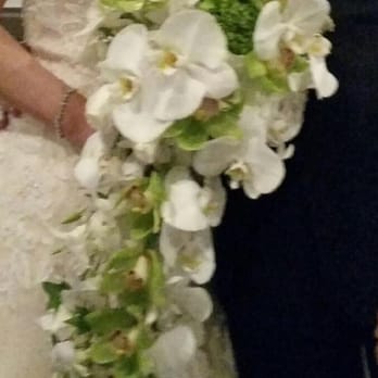 Estonami Floral Design - My bouquet - Floral Designers Near Me