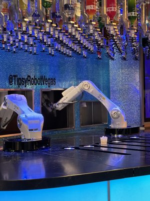 Tipsy Robot at Planet Hollywood by null