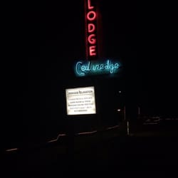 The Cedaredge Lodge - Old school neon sign!