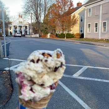 Rococo Ice Cream - Ice Cream & Frozen Yogurt Near Me - Kennebunk, Maine
