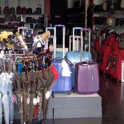 Delsey Factory Store - Sacs, parapluies, valises