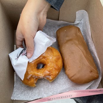 Voodoo Doughnut - Vegan Raised Glazed & Vegan Maple Bar - Bakeries Near Me - Los Angeles, California