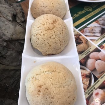 Tim Ho Wan - Bbq pork buns - Dim Sum Near Me - Honolulu, Hawaii Tim Ho Wan - Bbq pork buns - Dim Sum Near Me - Honolulu, Hawaii