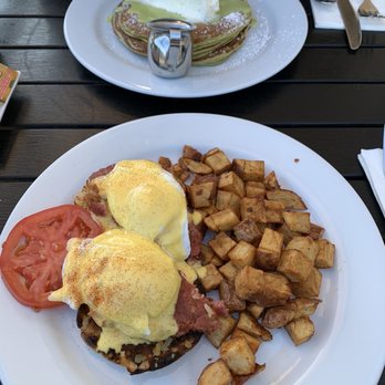 Bea Bea's - Corned Beef Hash Eggs Benedict and Green Tea Pancakes - Coffee & Tea Near Me - Burbank, California Bea Bea's - Corned Beef Hash Eggs Benedict and Green Tea Pancakes - Coffee & Tea Near Me - Burbank, California