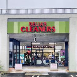 Delia’s Cleaners & Alterations